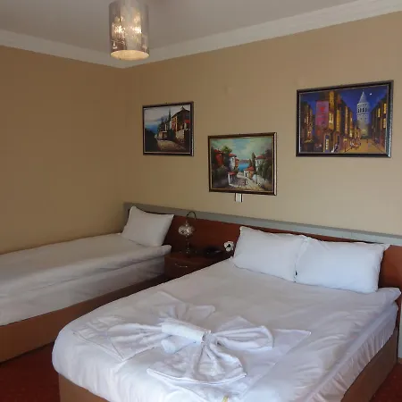 Rosalinda Hotel