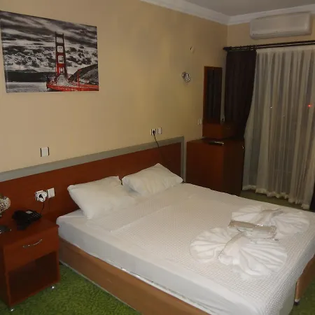 Rosalinda Hotel
