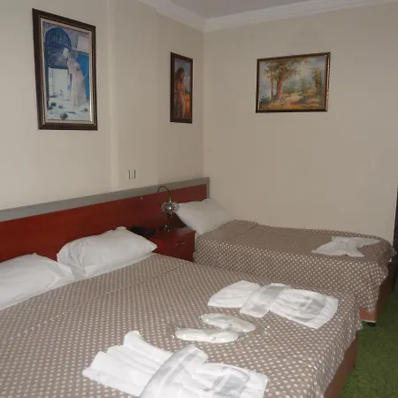 Hotel Rosalinda *